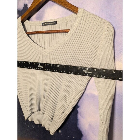 Brandy Melville Periwinkle Blue Ribbed Knit V-Neck One Size Milena Sweater Crop - Picture 8 of 10